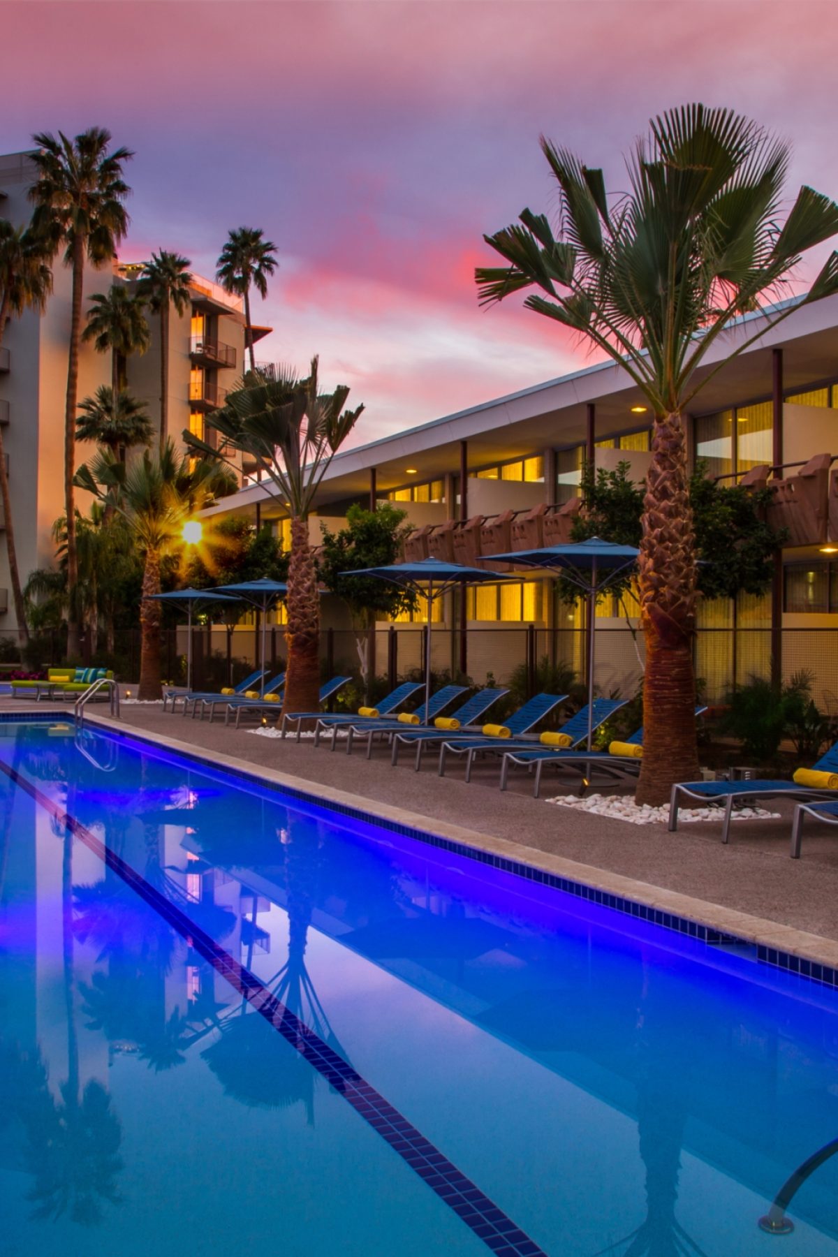 6088383a4eba710d7caad868_Hotel-Valley-Ho-OHasis-Pool-at-Dusk