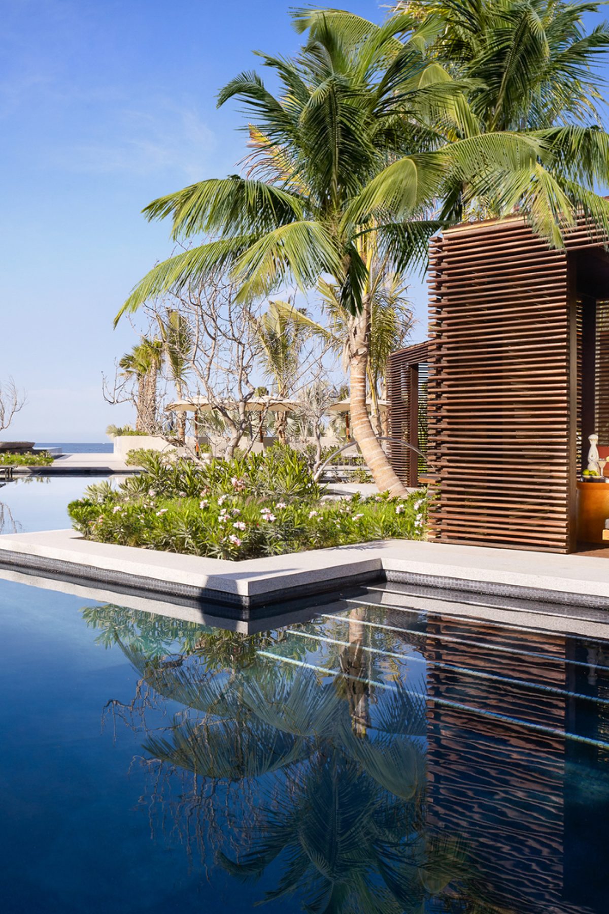 6088383a4eba7178bfaad4e3_Nobu-Hotel-Los-Cabos-Pacific-Pool-Cabana