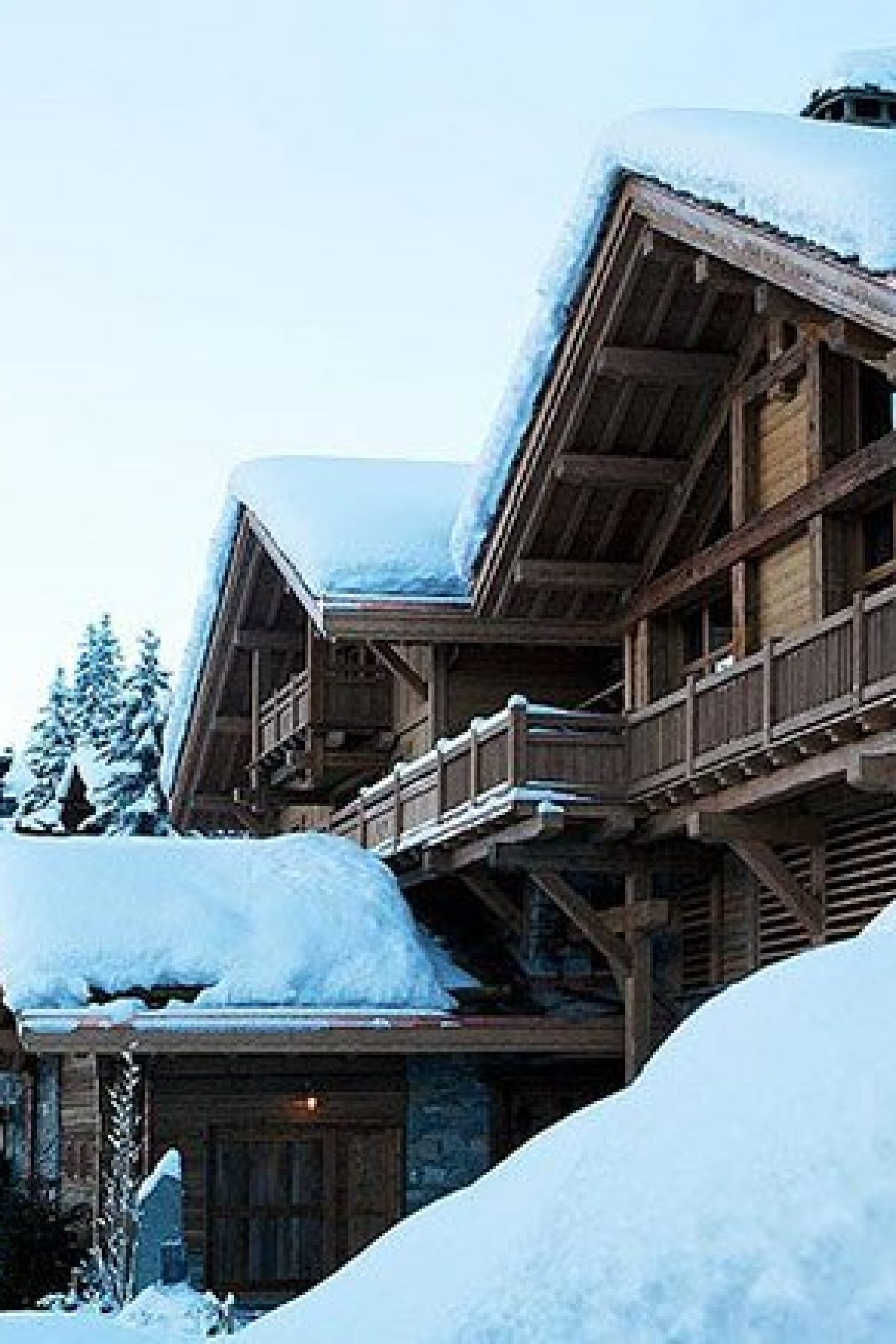 6088383a4eba71fff9aad418_lodge-header