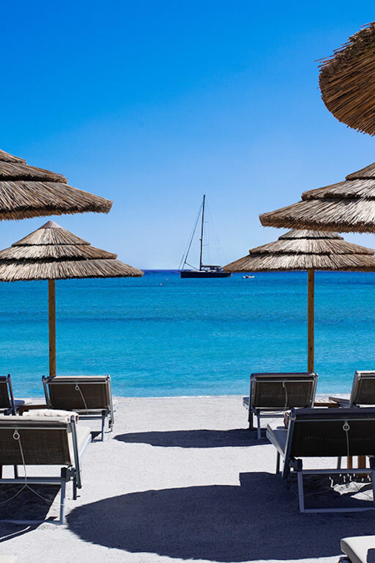 61a6cacf4e9c2785200e62da_spiaggia_4