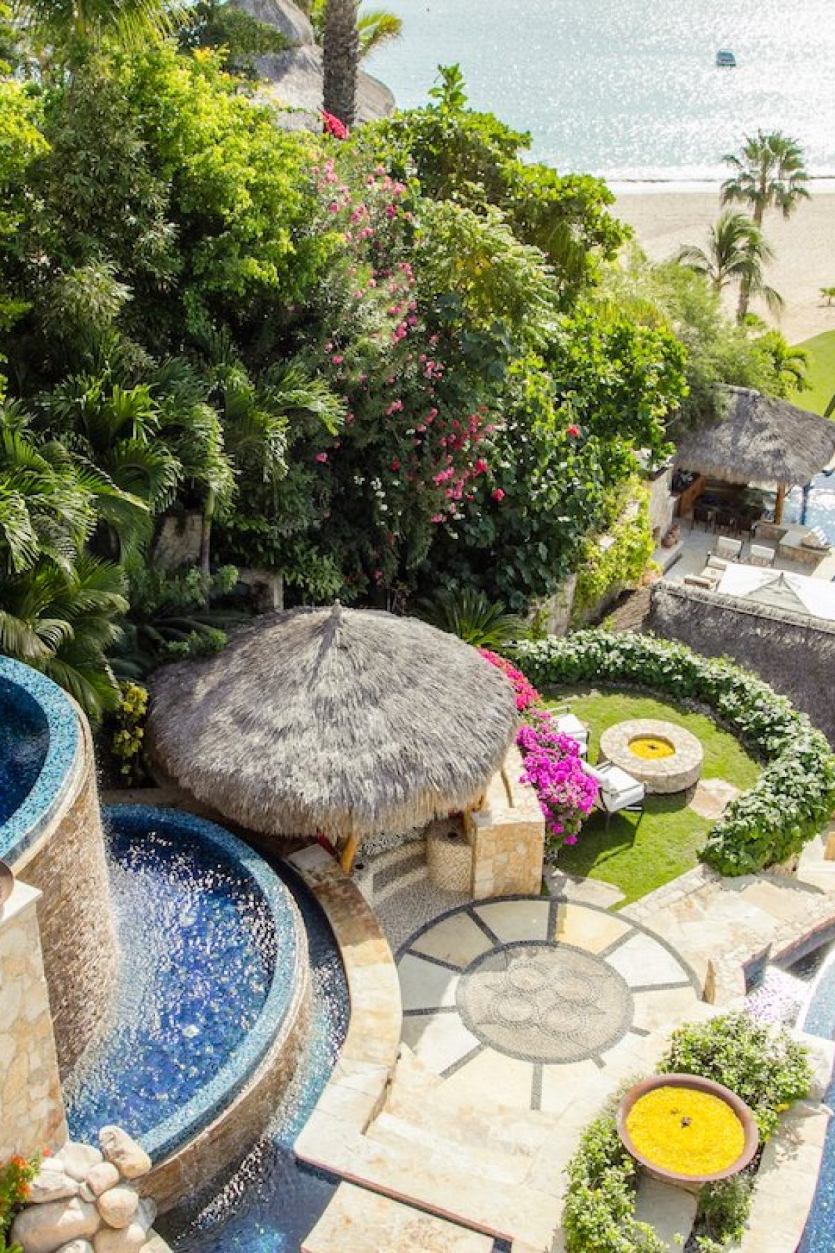 6279beddaddde167a5b727dd_BrisasDelMar-2-Pool-View