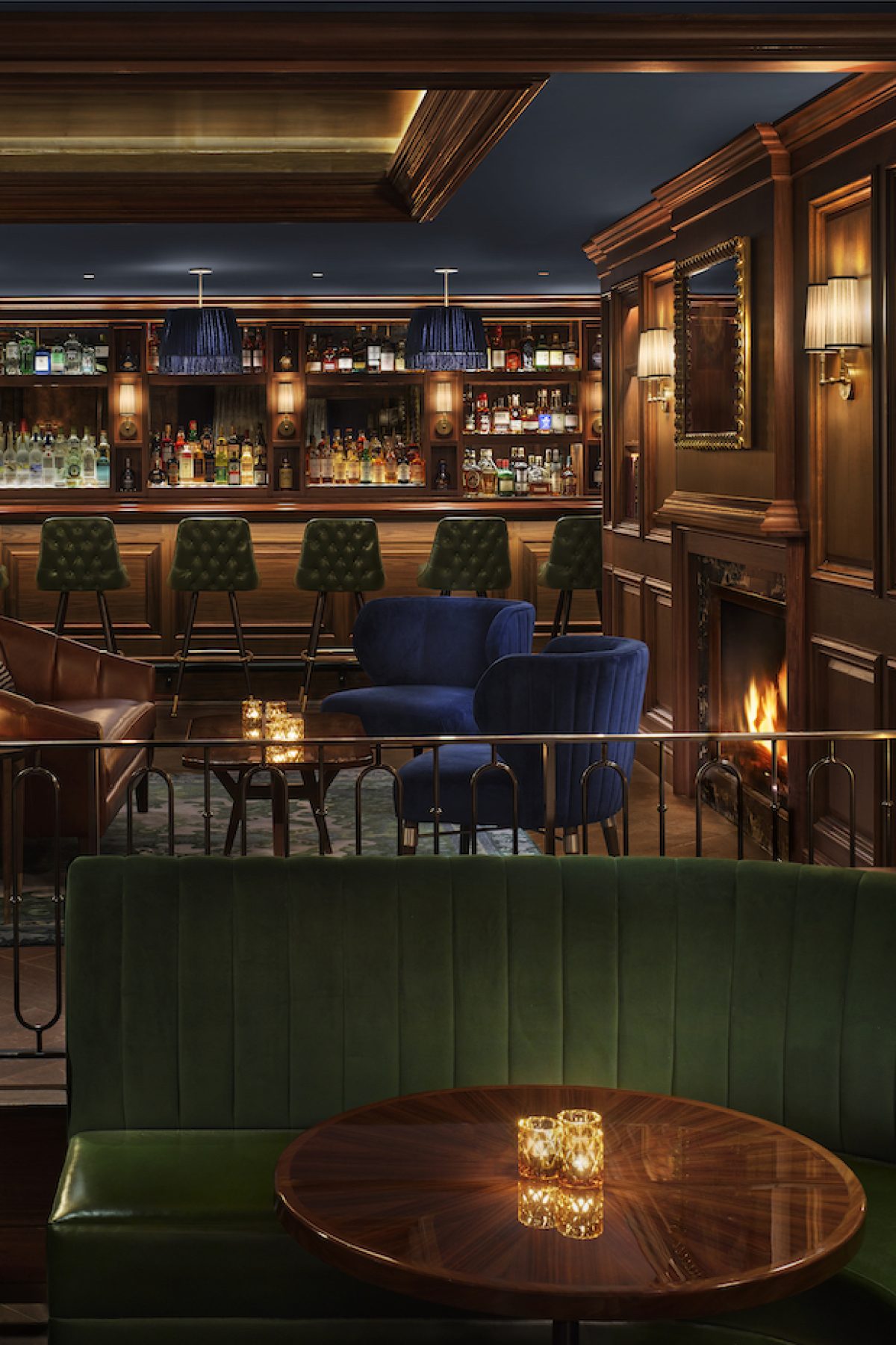 62f7c7bed114040bf05db195_7.-The-Newbury_The-Street-Bar-credit-Nikolas-Koenig