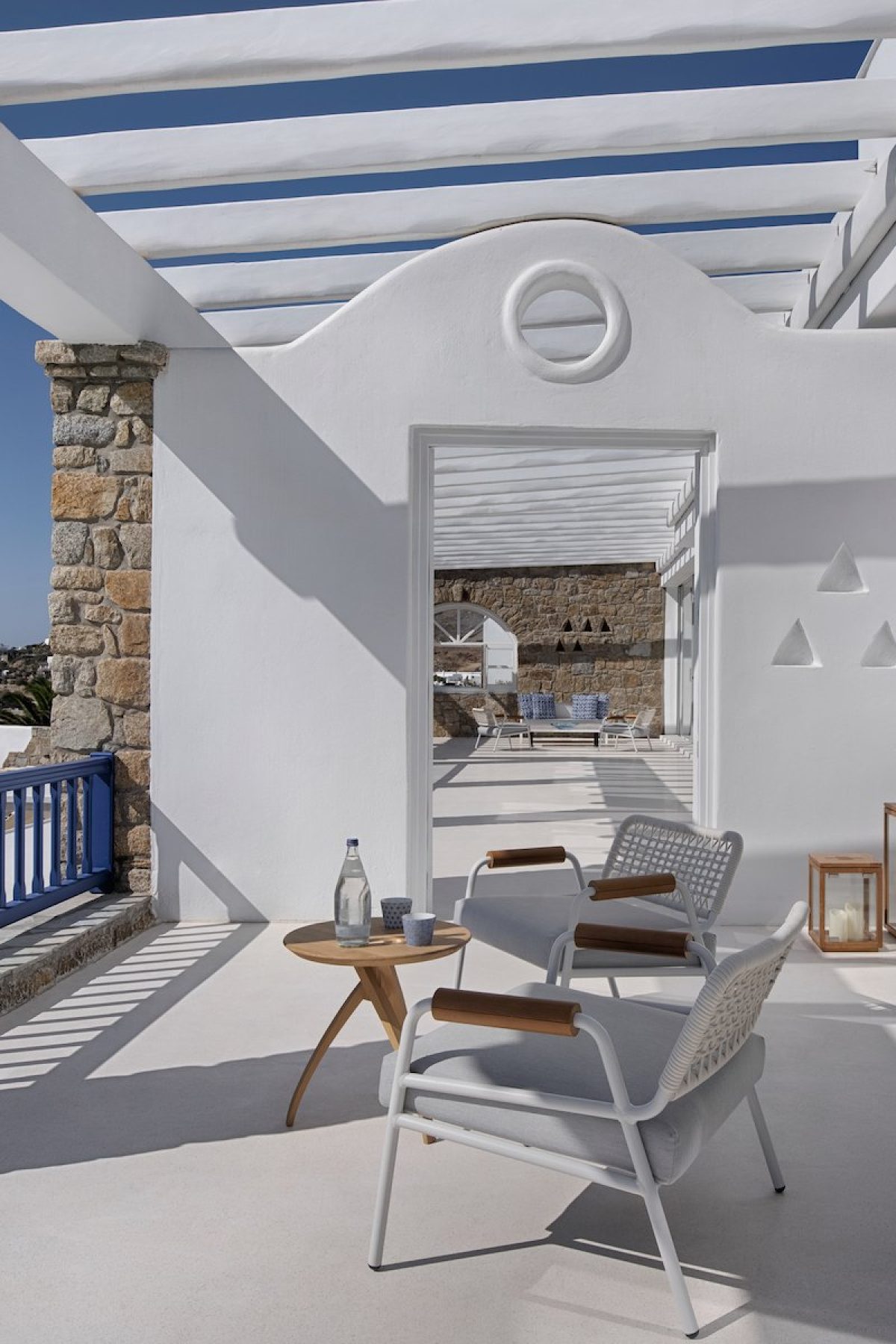 641f46c155b7051637ca2584_Villa-Bedroom-Terrace-B