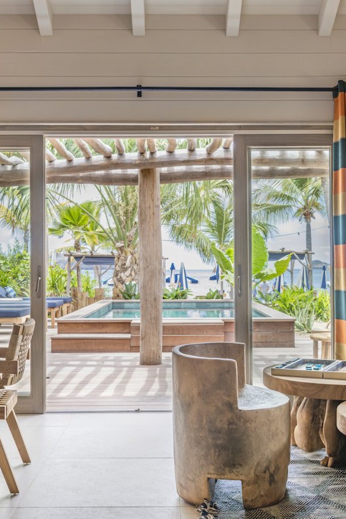 64f6745356d3a486d2b0ee3d_Bungalow-Gypsea-24