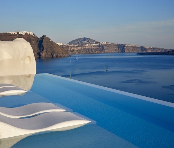 66bccae541c43fed42d6af69_Canaves Oia Suites - Infinity Pool1
