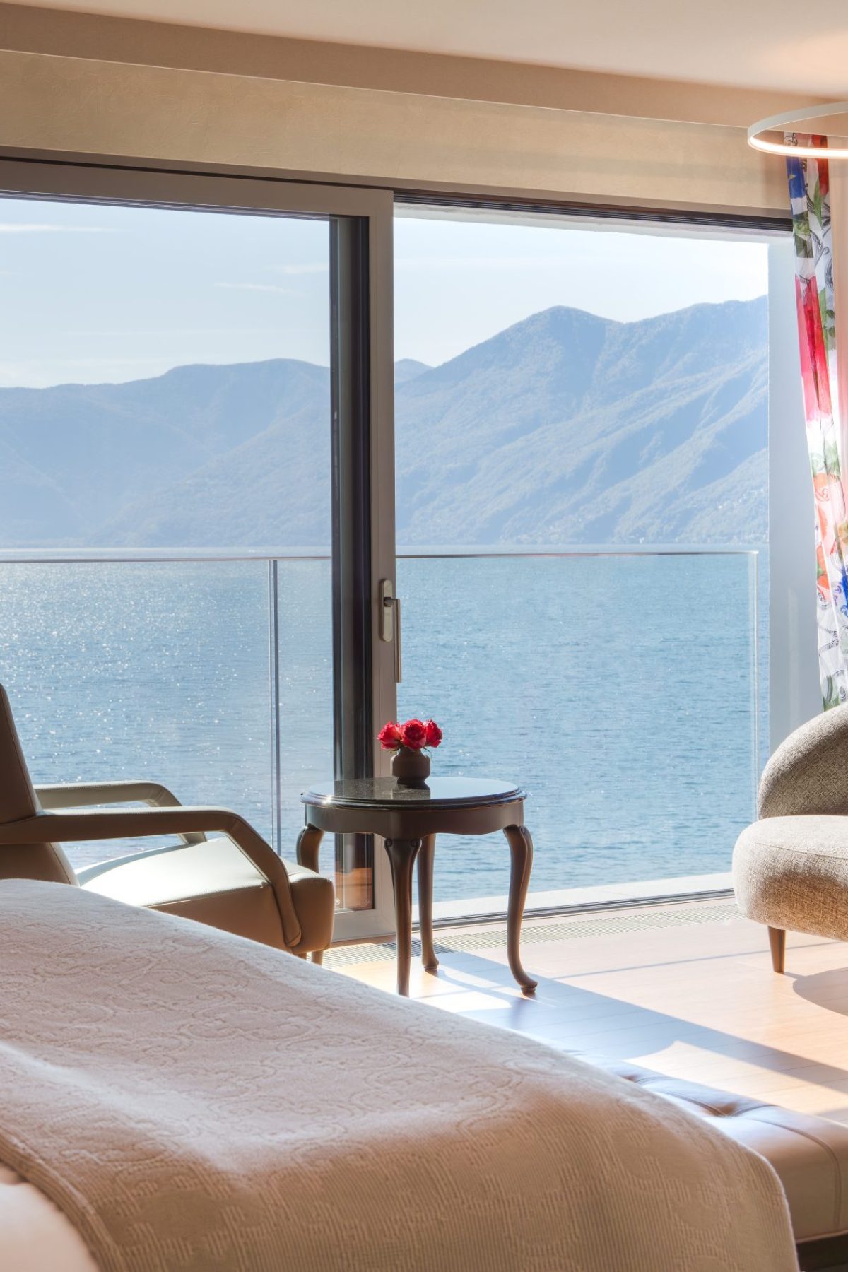 Hotel Eden Roc_Junior Suite_The Tschuggen Collection_copyright Olivia Pulver