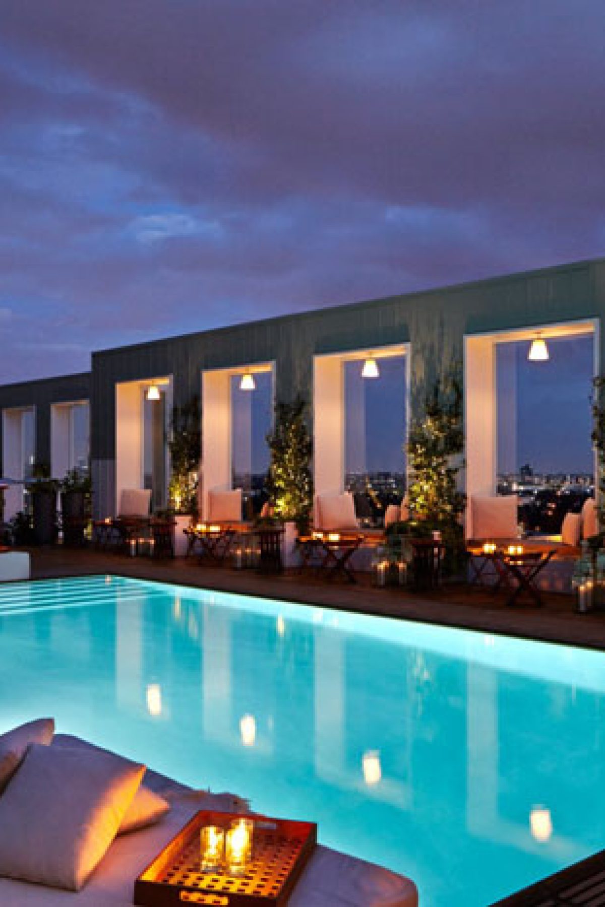 Mondrian-LA---Pool-Nighttime-BOH (1)