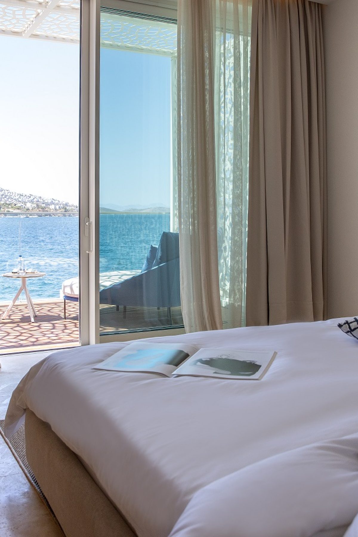 Yalikavak-Marina-Hotel-Social-Living-Collection-2-Bedroom-Panoramic-Sea-View-Suite-With-Private-Pool-1