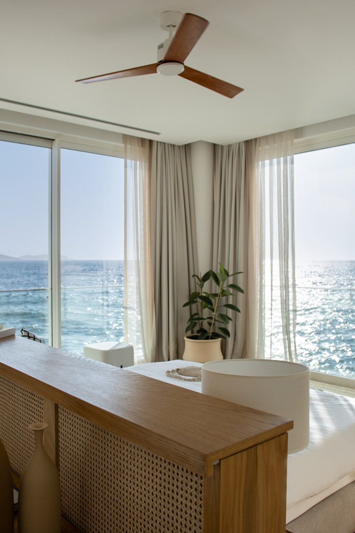 Yalikavak-Marina-Hotel-Social-Living-Collection-The-Yalikavak-Marina-Hotel-Suite-6